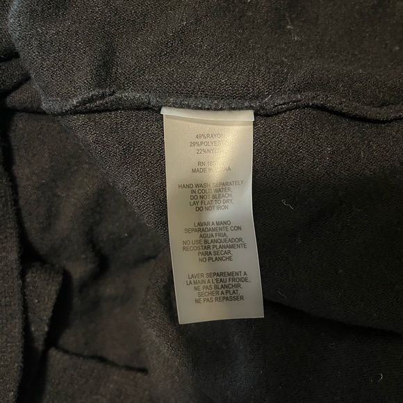 🔥Black nice sweater Aaeda Sz 3X - Picture 4 of 4